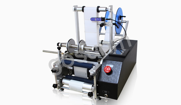 半自動圓瓶貼標(biāo)機 半自動圓瓶貼標(biāo)機